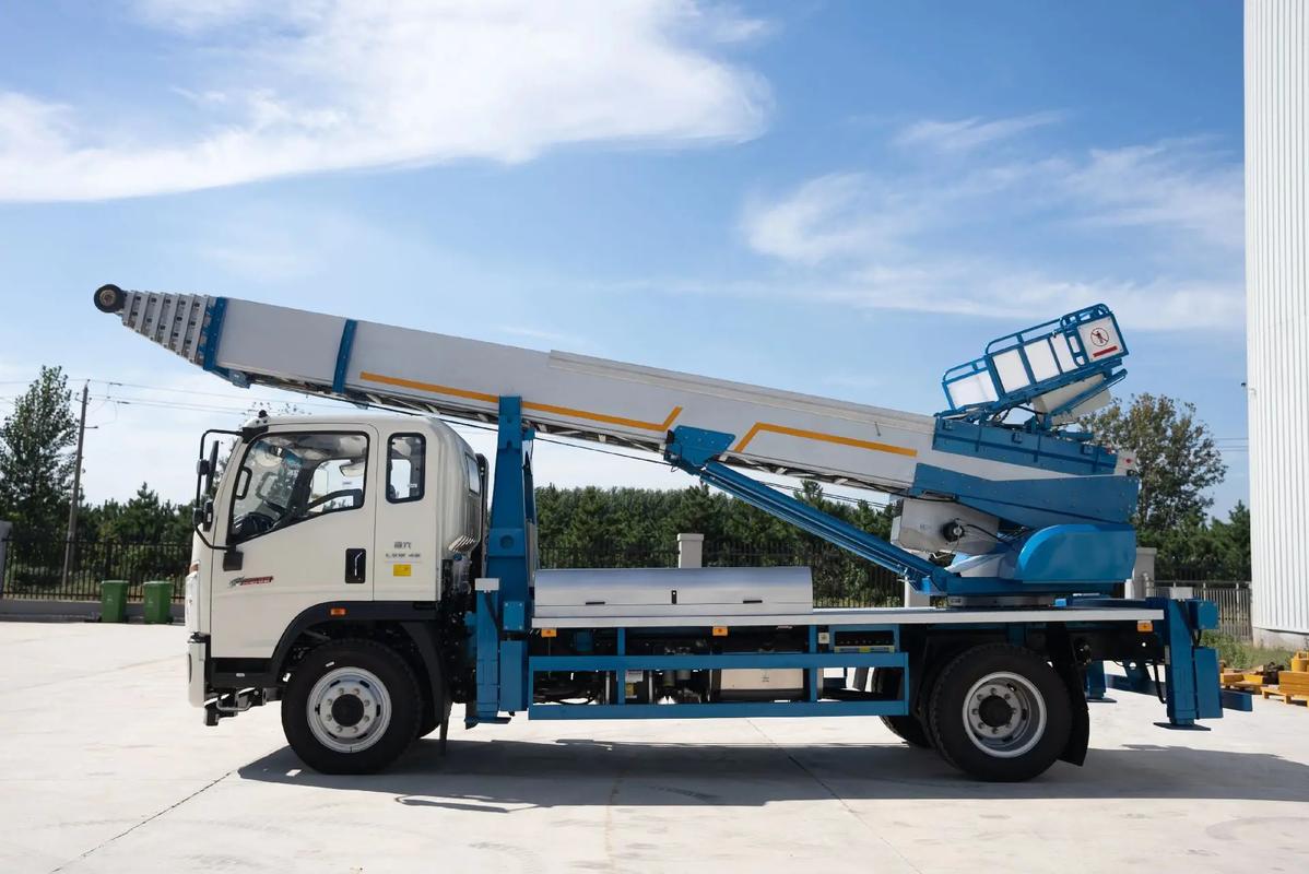 淮南谢家集云梯上料车租赁费用