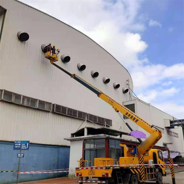 淮南谢家集高空作业车出租服务：专业广告牌安装解决方案