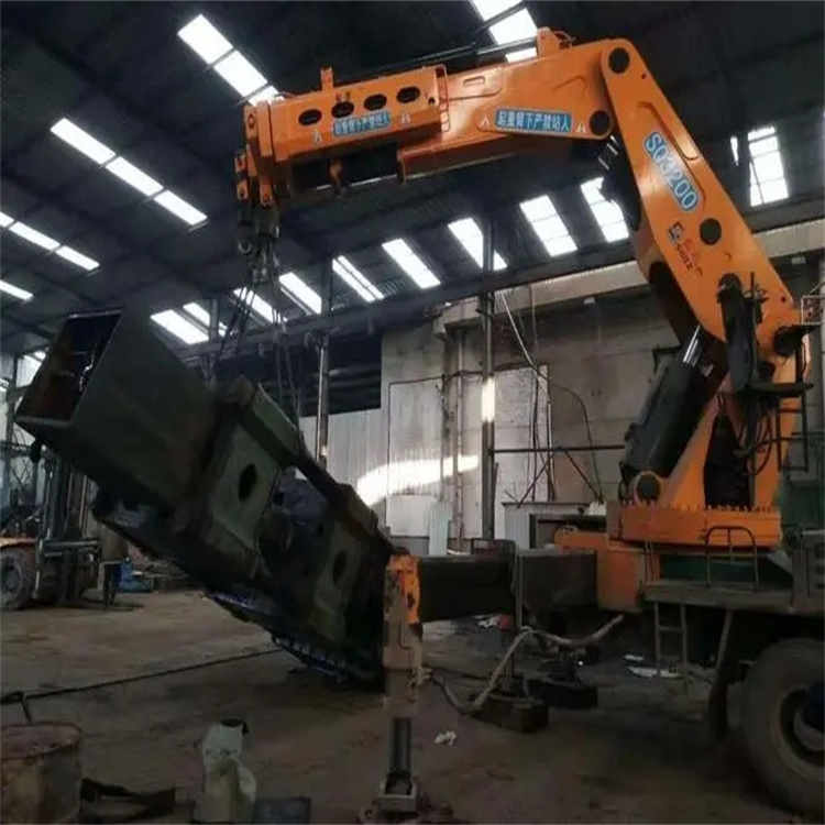 淮南谢家集130吨折臂吊车出租吊机租赁附近电话