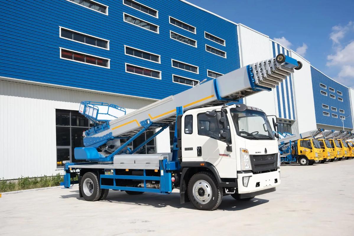 淮南谢家集出租云梯车高空作业车 建筑垃圾搬运